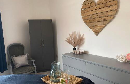 The Retreats 2 Kenfig Hill Pet Friendly 2 Bedroom Flat with King Size bed twin beds and sofa bed sleeps up to 5 people - Foto 14