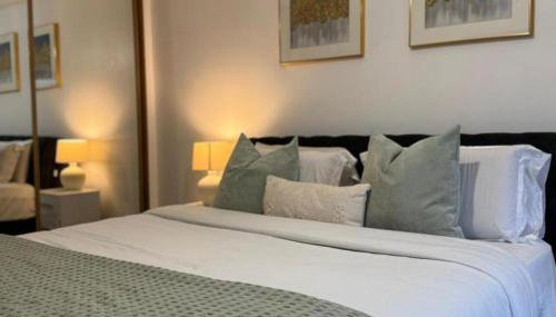 2-bed - 2-Bath - Sleeps 4 - Free Parking - Foto 3