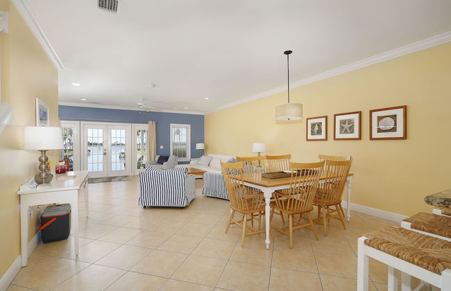 Waterfront Luxury Villa With Sunset Views And Boat Slip 3 Bedroom Townhouse by RedAwning - Foto 26