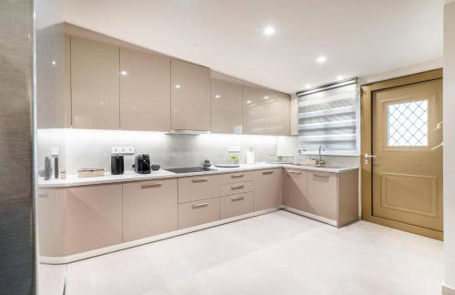 THEA Seaview Luxury Living - Foto 22