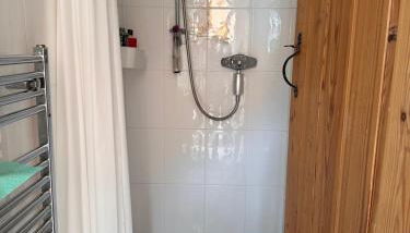 Sticklinch Farm Cottage Near Glastonbury town & walking distance for festival 4 beds sleeps 5 - Foto 4, Shower