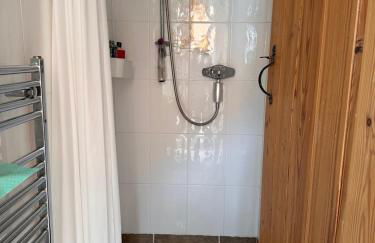 Sticklinch Farm Cottage Near Glastonbury town & walking distance for festival 4 beds sleeps 5 - Photo 4