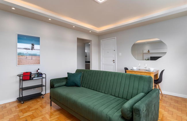 2 km From Praia da Alvorada Near Barra Shopping Am203 - Foto 1