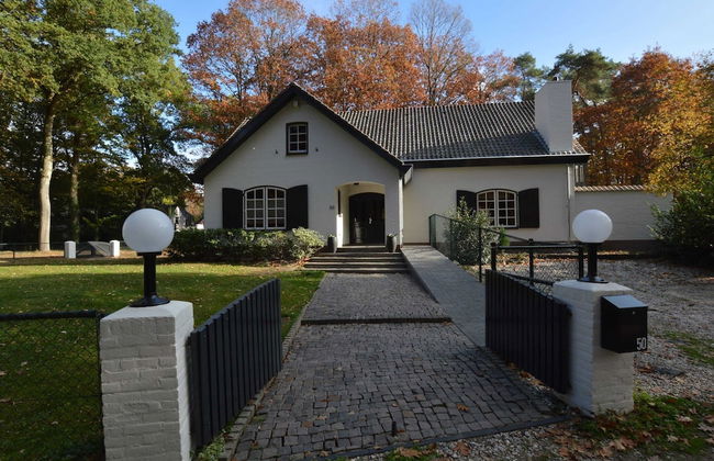 Spacious Villa Near Arcen in a Wooded Area - Foto 1