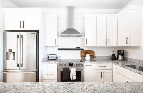 Piedmont Place Suite 301 - Near King Family Vineyards - Mtn Views - Foto 6