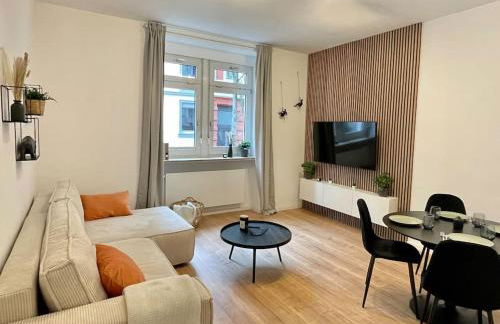 Stylisches Apartment in zentraler Lage mit Balkon - Foto 1