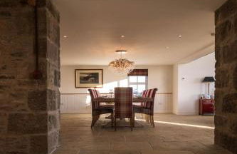 Kipney Farmhouse with hot tub - Photo 13