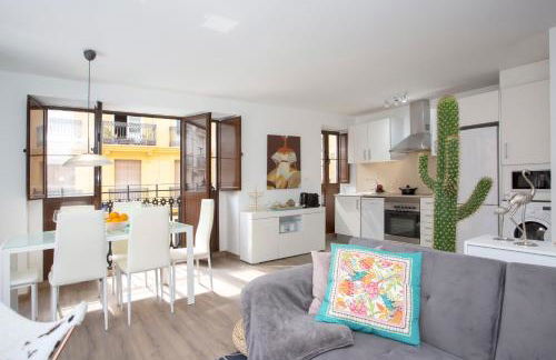 SingularStays Valencia Center - Photo 6