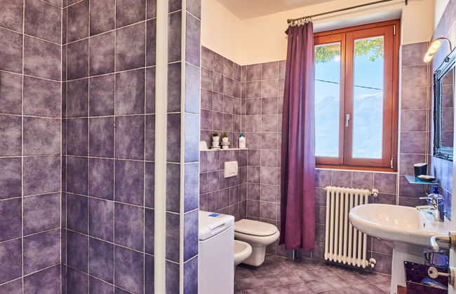 2 bedroom Apartment in Bellano with garden and terrace - Photo 19