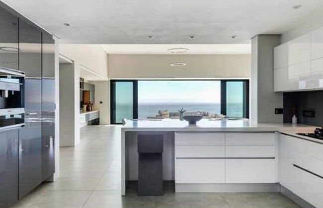 Luxurious Holiday Villa w Views Pool Jacuzzi Halo Villa - Photo 33