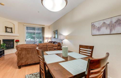 Golf Course Views! Relaxing and Convenient Mesa Unit - Foto 8