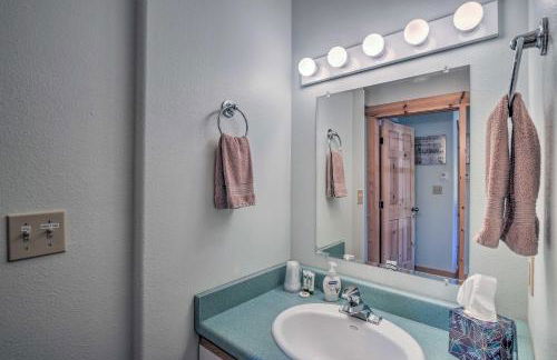 6 Mi to Turquoise Lake Retreat with Covered Deck! - Foto 17