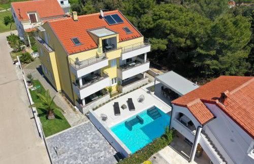 Luxury Villa Nada with Pool - Foto 28