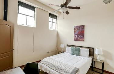 Sleepover 2BD 1BA Condos Downtown Springfield - Foto 46