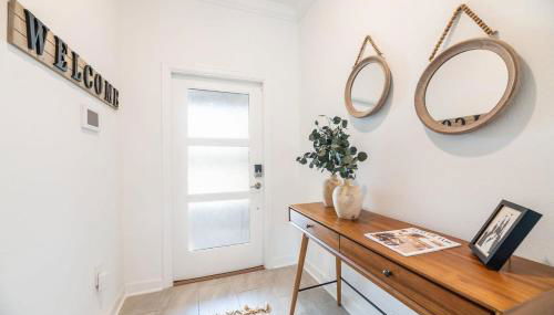 Modern Villa-themed Bedrooms Private Pool Prime Location - Foto 4