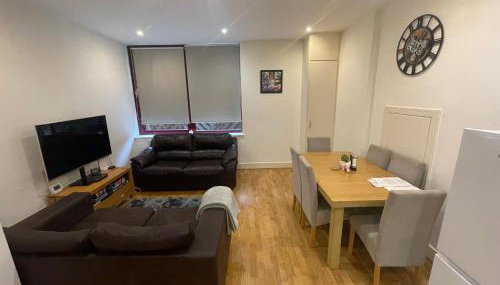 Modern apartment 4 mins from Gatwick - Foto 2