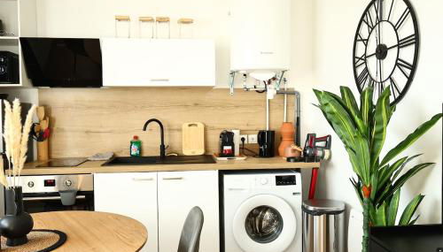 Le Quai 02 - Foto 5, furniture, stove, storage, heating, toaster