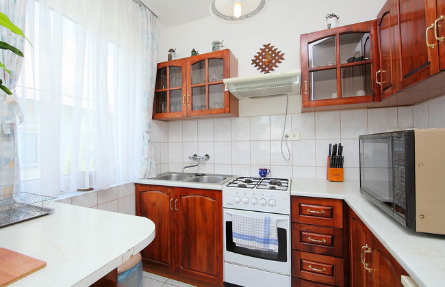 7 bedroom House in Balatonszárszó with garden and terrace - Photo 5