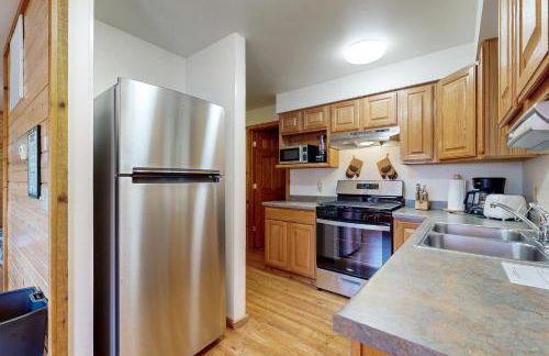 Adventure Basecamp! Three Bears Resort Retreat - Foto 10