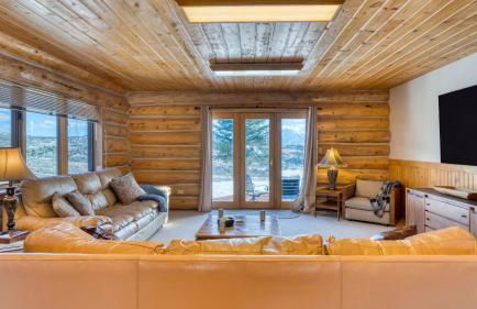 Sleeps 20 Secluded 7BDR Retreat on 71 Priv Acres Elkstone Lodge by AvantStay - Foto 22