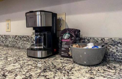 3-BR Soccer Stadium- Fast Drive to OTR - Downtown - Foto 16