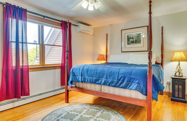 Spacious Belmont Home w/ Seasonal Pool & Grill - Foto 4