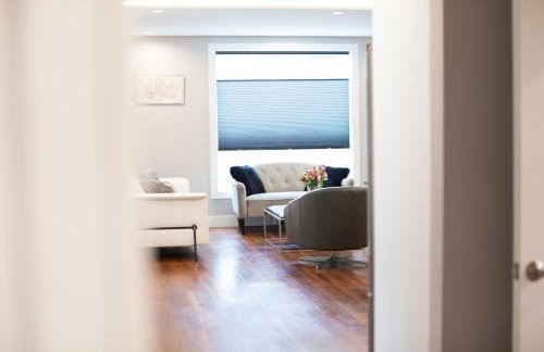 Eclipse Hot tub and billiards in Downtown Geneva - Foto 11