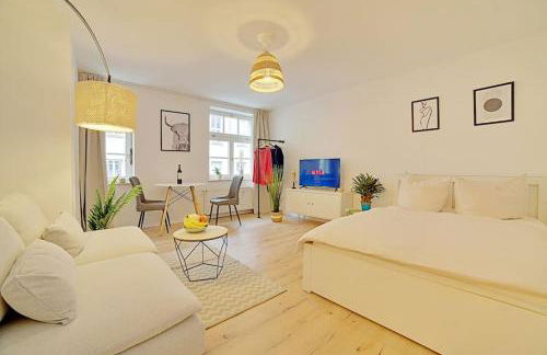 Ruhig - frisch renoviert - zentral - Foto 1