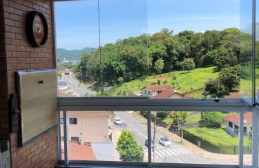 Bom retiro · 6 km Aeroporto/ 1 km do Shopping Garten/2km Square - Photo 17