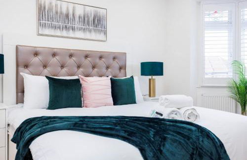 5 Bedroom House , Free Parking , Pool Table , Arcade Machine , Garden , Sleeps 9 , Offers , Ideal For Contractors , Families , Long Term Stays - Foto 12