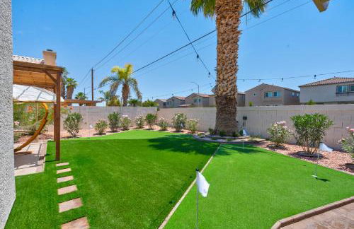 8BR 5BA SuperHero Retreat-King Beds, BBQ, Hammock, Firepit, MiniGolf, WorkSpace - Foto 4