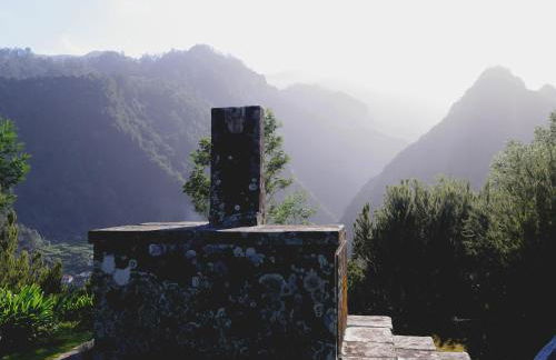 Green Valley Cruzinhas House with Fireplace & BBQ - Foto 47