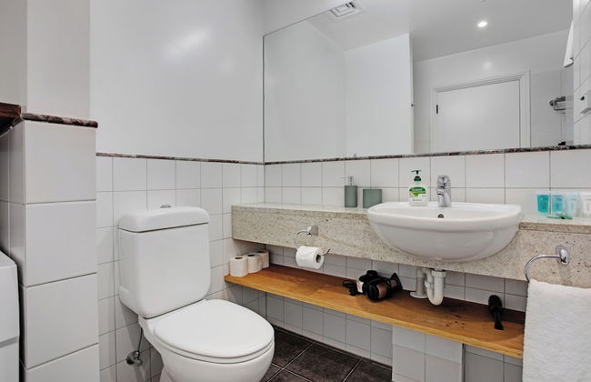 Cozy Studio Retreat in the City By Zodiak Stays - Photo 16