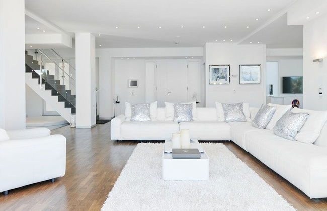 Lavish Villa With Infinity Pool and Views - Foto 15