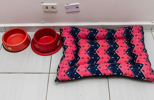 Casa para Famílias e Grupos com Ar-condicionado e Churrasqueira em Praia Grande - Foto 28