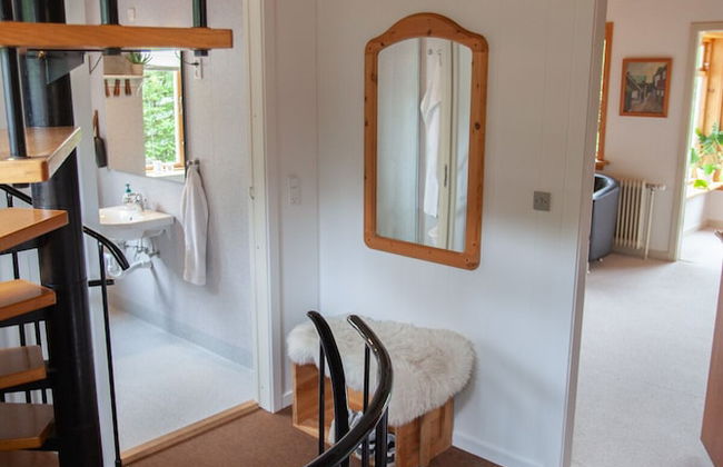 3 Storey 5 Bedroom, 3 Bathroom House in the Center of Tórshavn - Photo 5