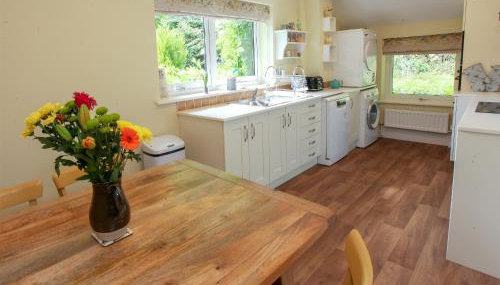 Netherwood - Photo 2