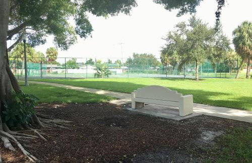 Palm Beach Vacation Home-Downtown-Gameroom-Grill - Foto 8