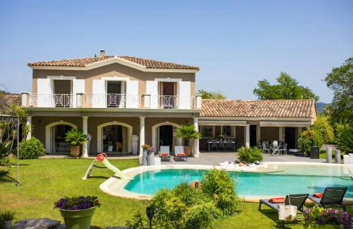 Villa Provençale Avec Vue Sur La Forêt Et Piscine - Foto 16