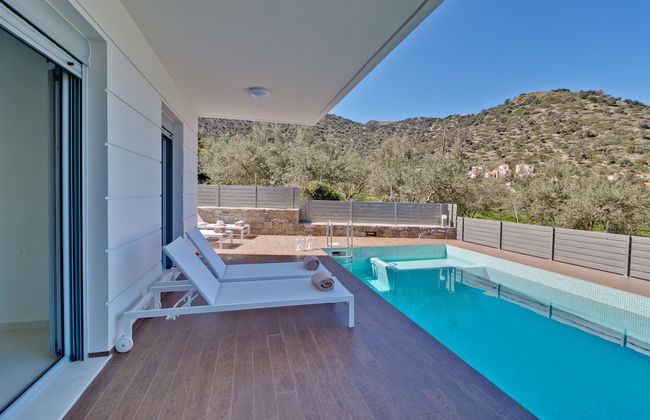 Asterios Villa - Photo 14