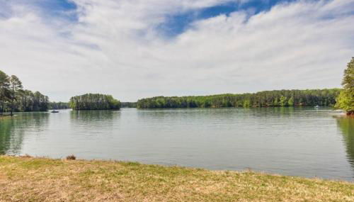 Sleeps 8, Lake Lanier Hidden Gem - Foto 3