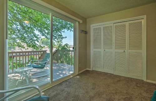 Lake House with Hot Tub - 1 Mi to Surf n Slide - Foto 19