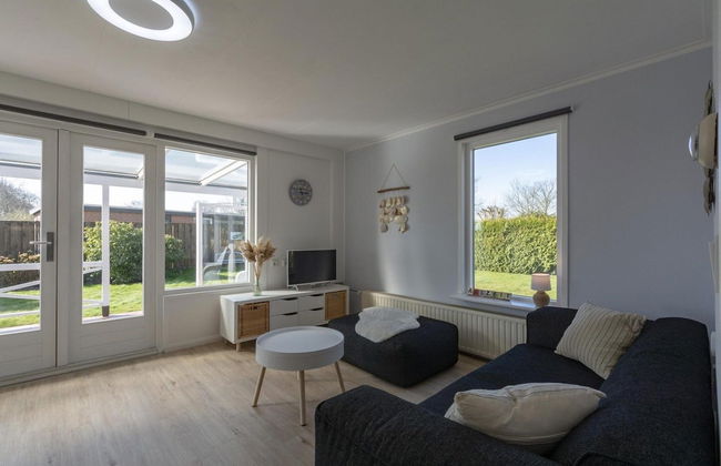 Modern Holiday Home With Large Garden - Foto 9