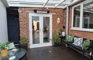 5 double bedrooms in centre of Stanground - Foto 12