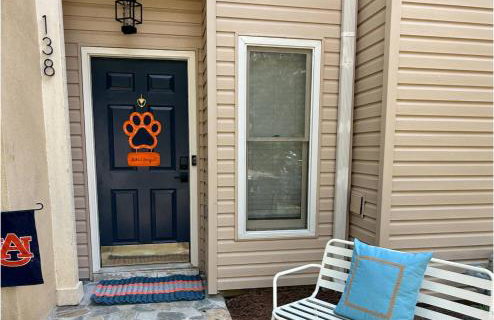 Aubie's Hangout - Walk to Downtown & Campus! - Foto 9