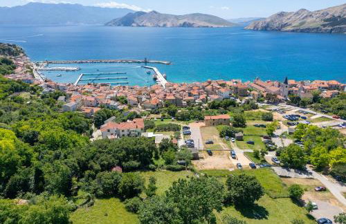 Villa Viverum with heated salt water pool - Photo 49