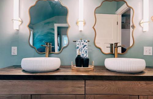 Lakefront Girls getaway Romantic Retreat low fees - Foto 19