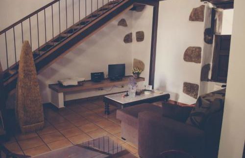 Vivelorural Casa Tunte 2, BBQ y terraza - Foto 7