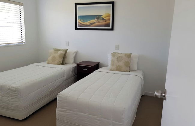 Ocean Breeze Resort - Photo 11