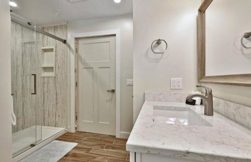 Experience the charm of Peak Hill Home, a cozy 3-BR retreat close to Ski Resort - Foto 18